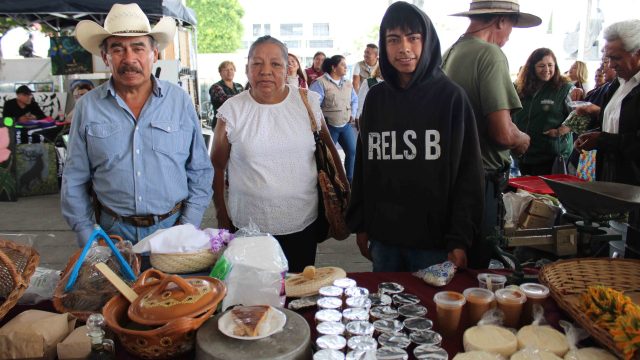 Mercadito Solidario Neza 20 de junio de 2024 (11)